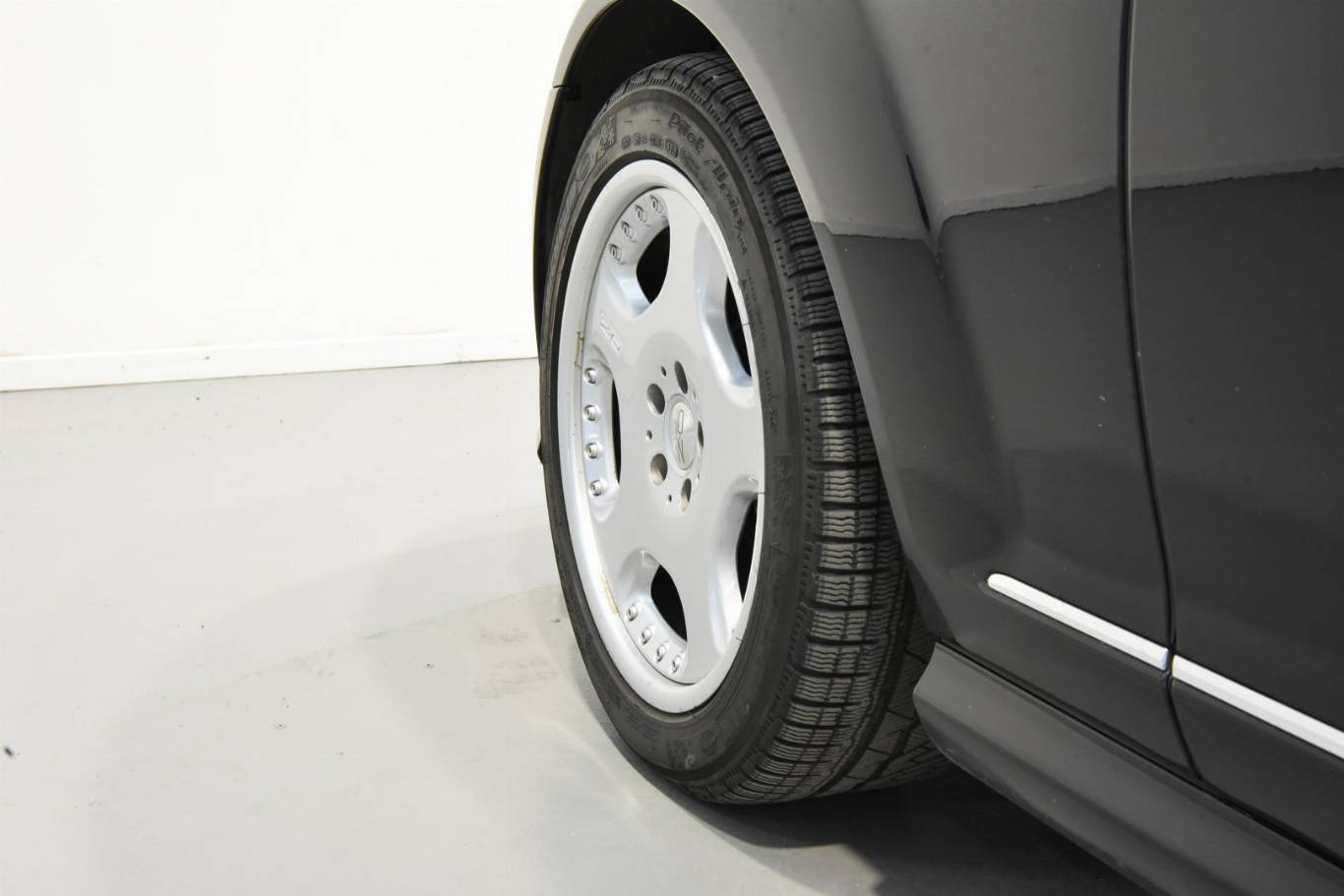 MERCEDES-BENZ S 320 7