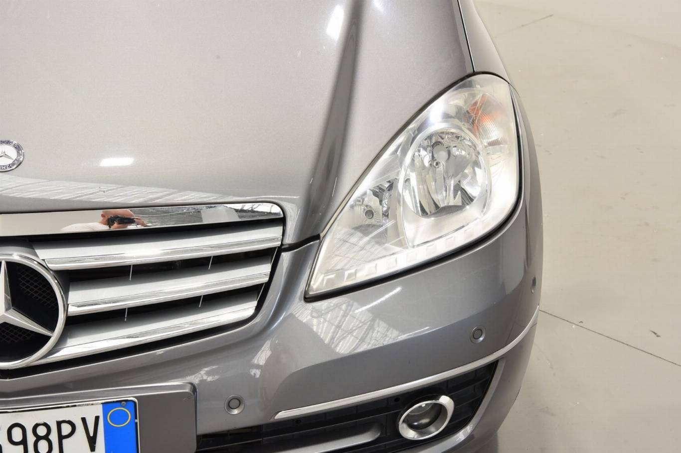 MERCEDES-BENZ A 180 27