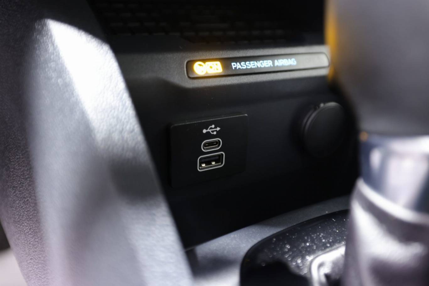 FORD Tourneo Courier 30