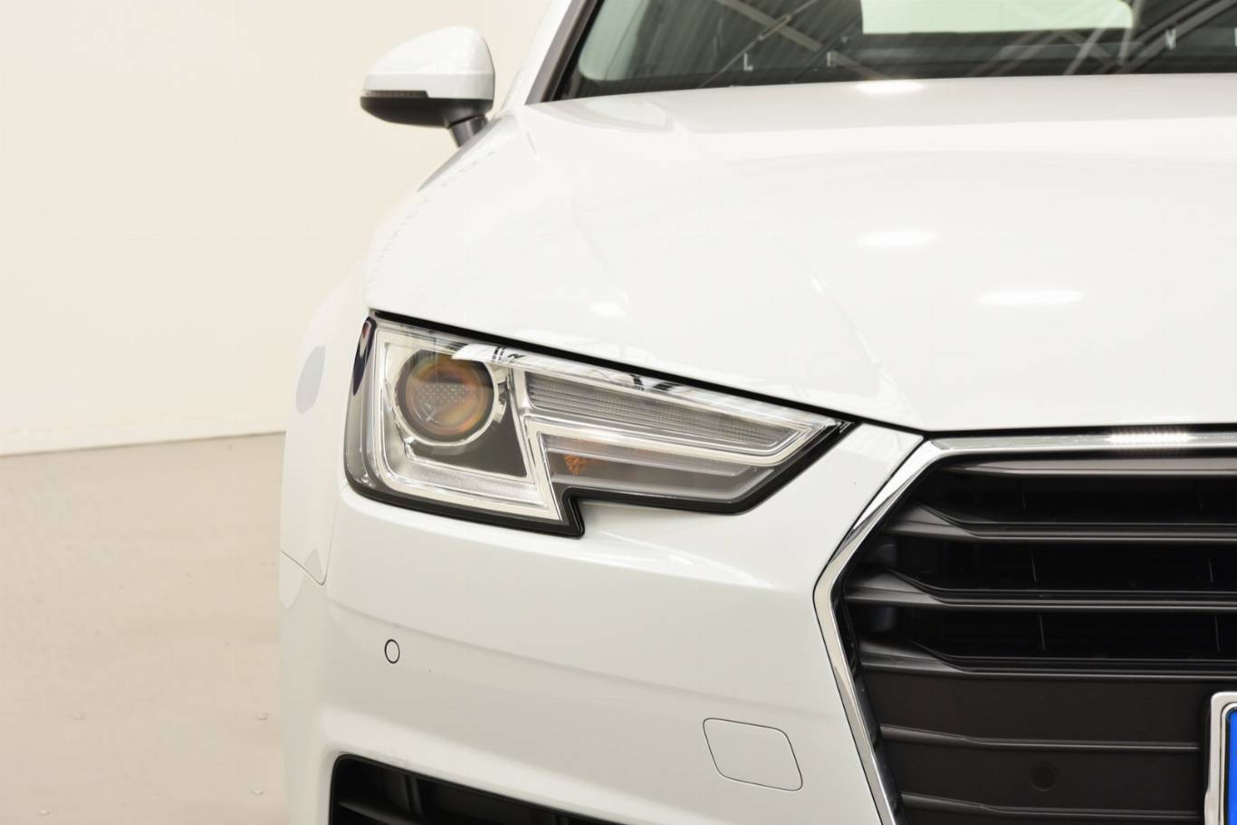 AUDI A4 17