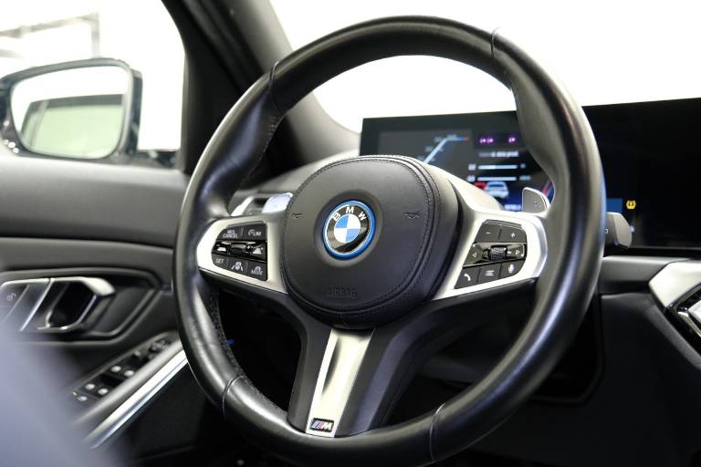 BMW 320 45