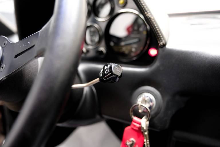FERRARI 308 26