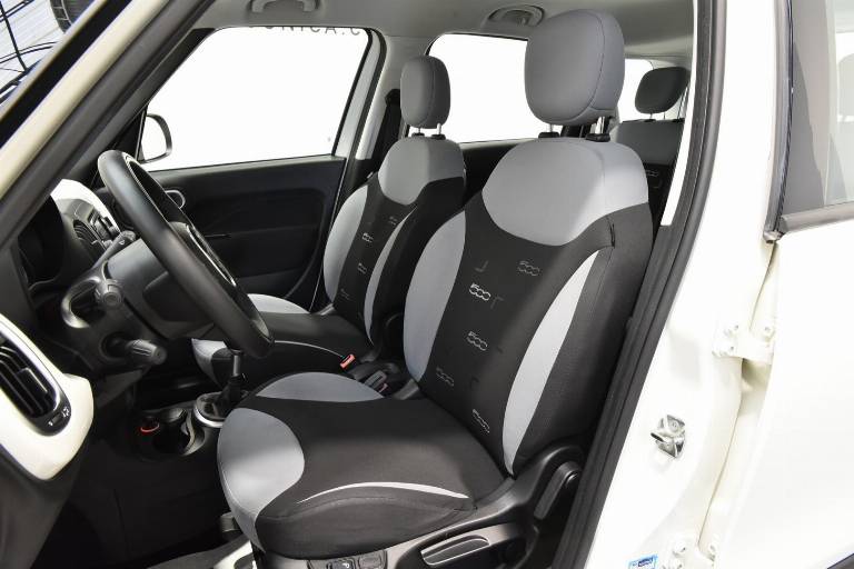 FIAT 500L 4