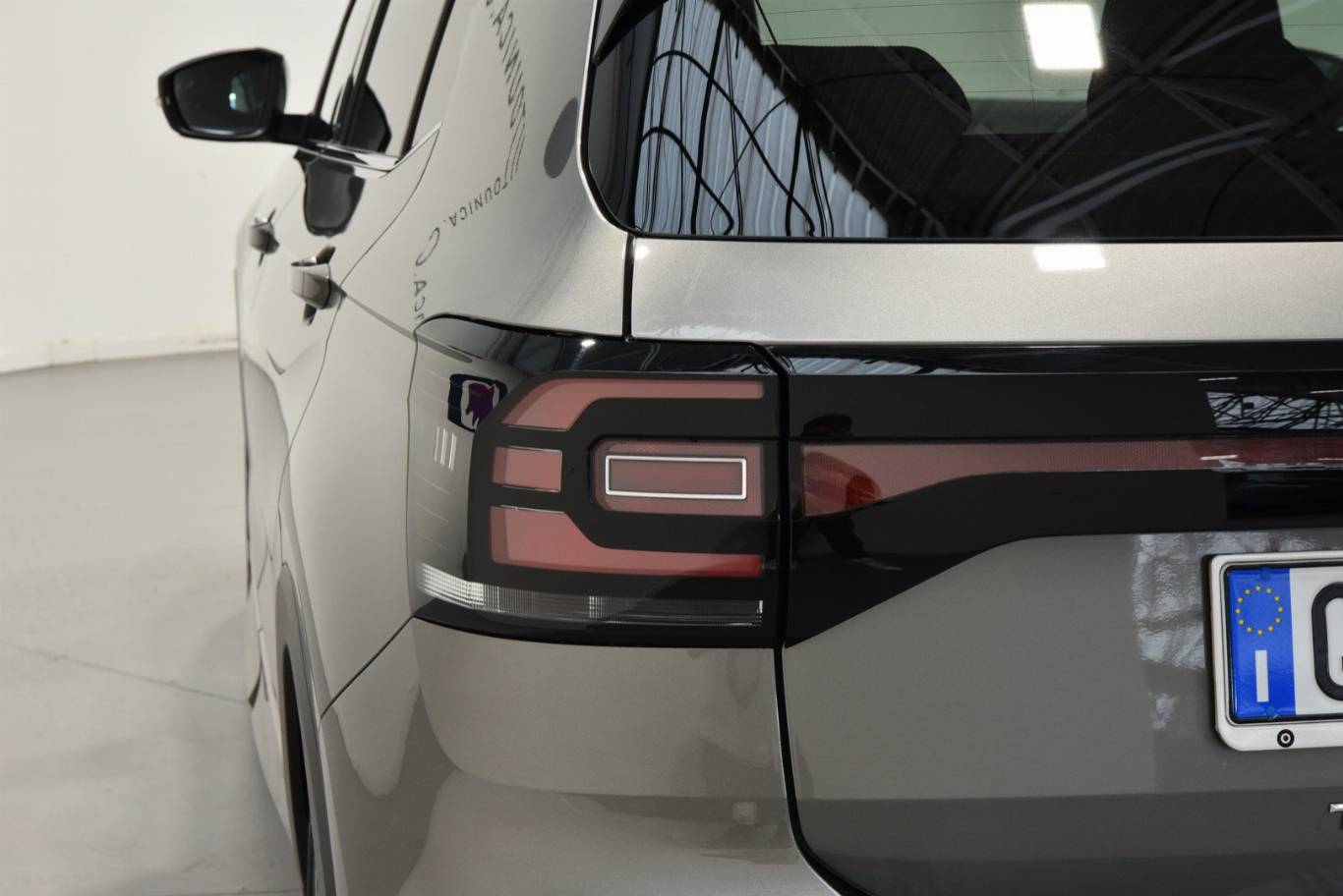 VOLKSWAGEN T-Cross 38