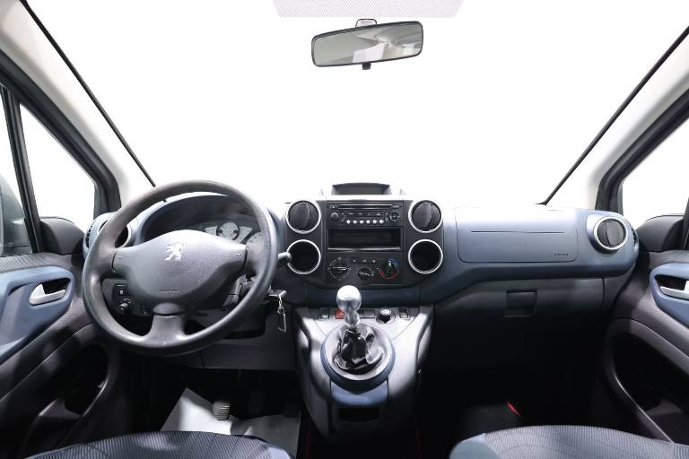 PEUGEOT Partner 10