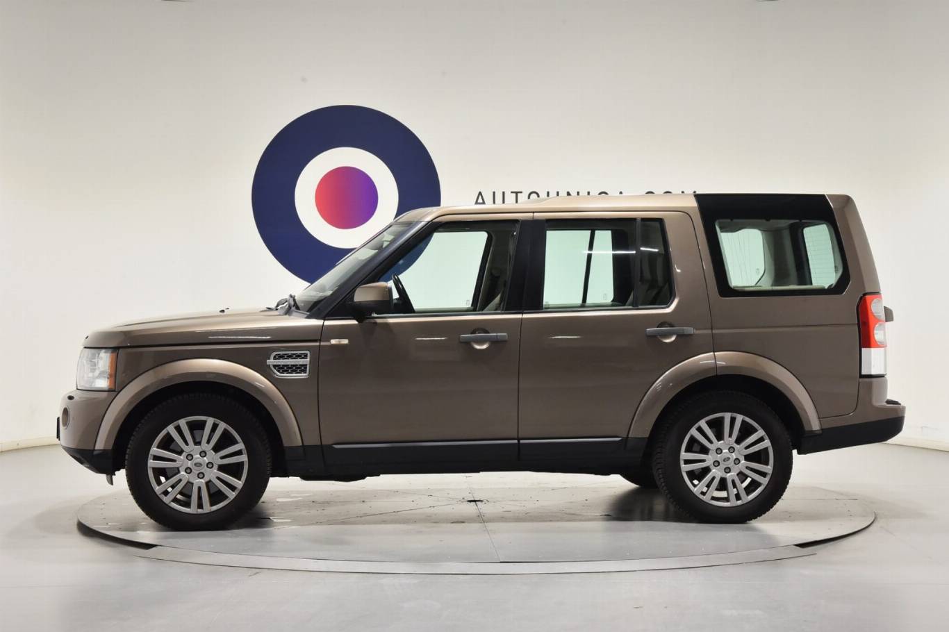 LAND ROVER Discovery 5