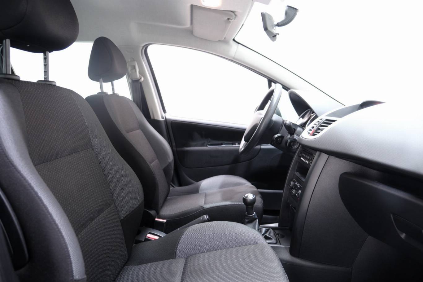 PEUGEOT 207 49
