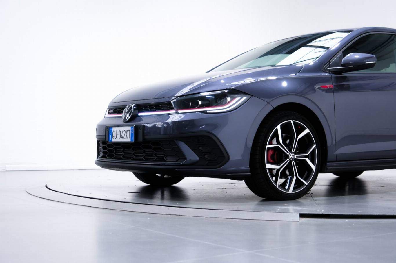 VOLKSWAGEN Polo GTI 10