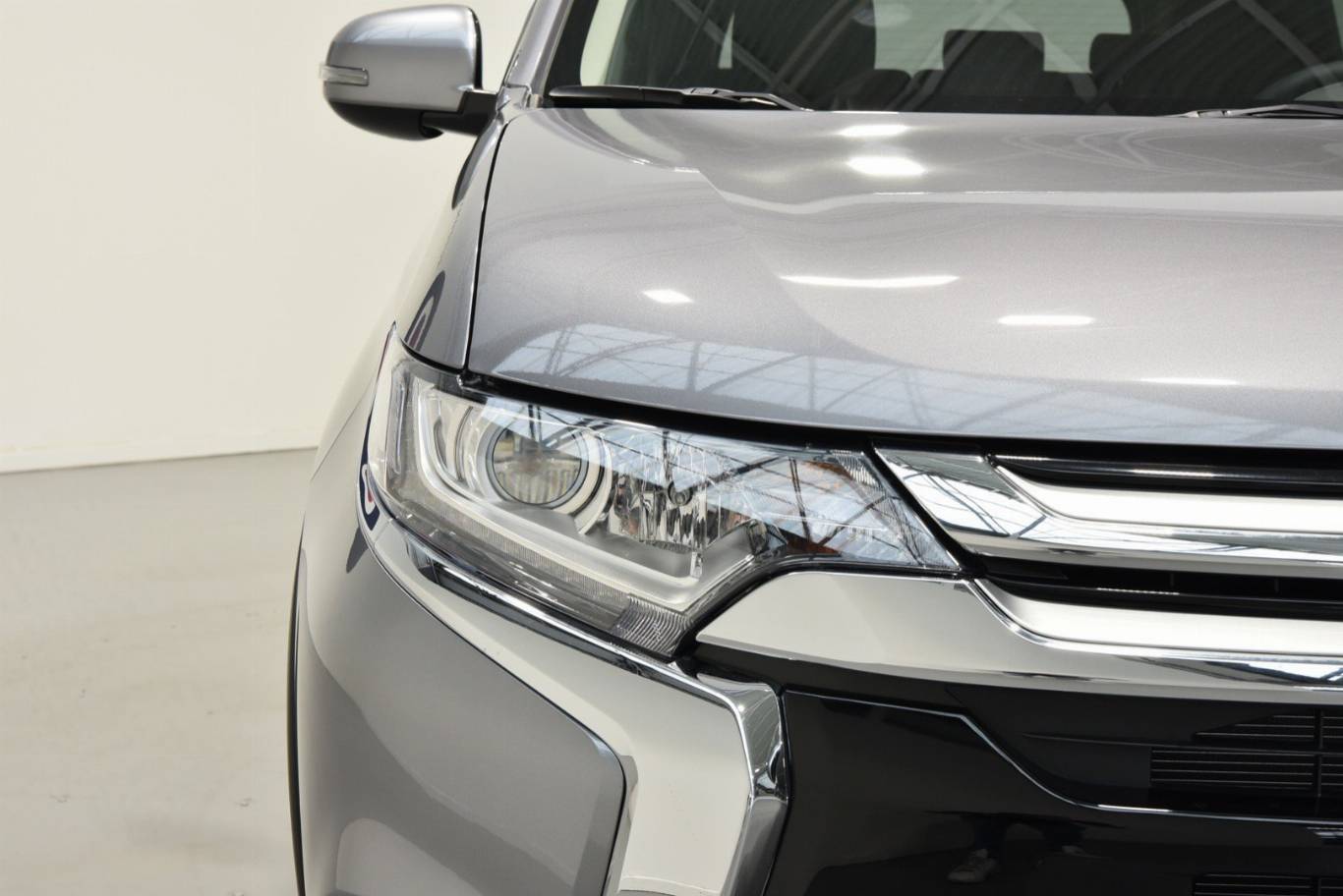 MITSUBISHI Outlander 17