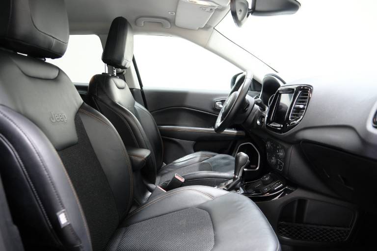 JEEP Compass 63