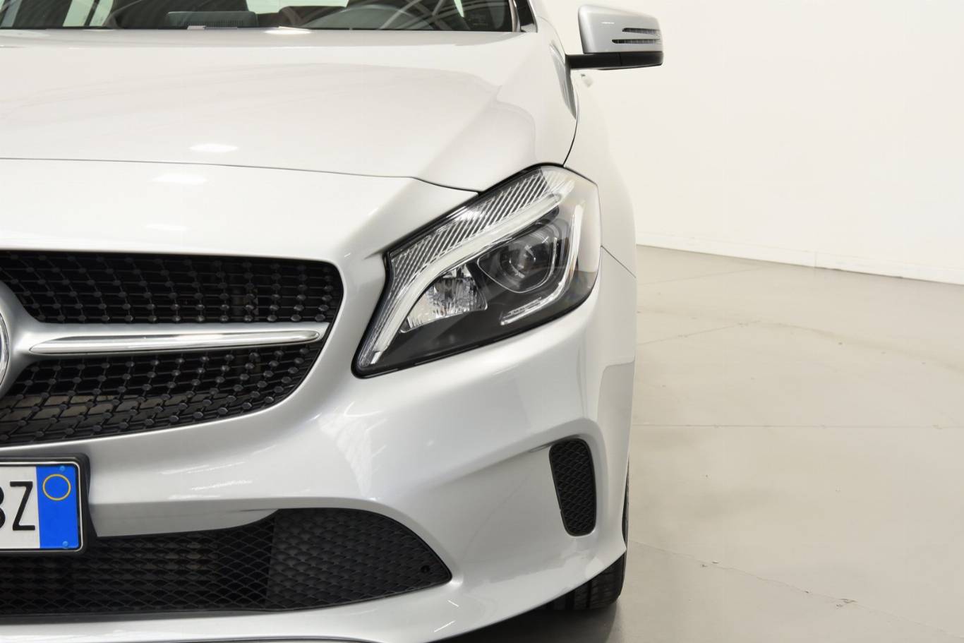 MERCEDES-BENZ A 180 36