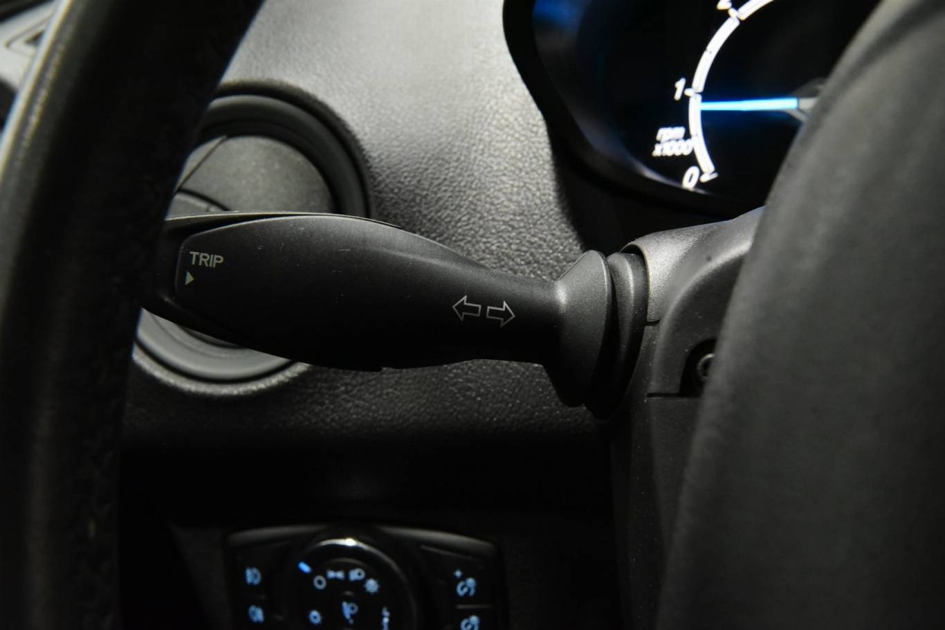 FORD Tourneo Courier 26