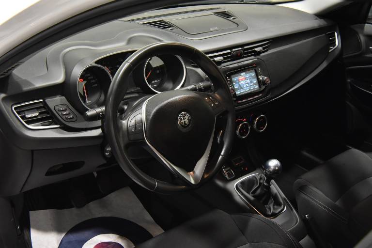 ALFA ROMEO Giulietta 3