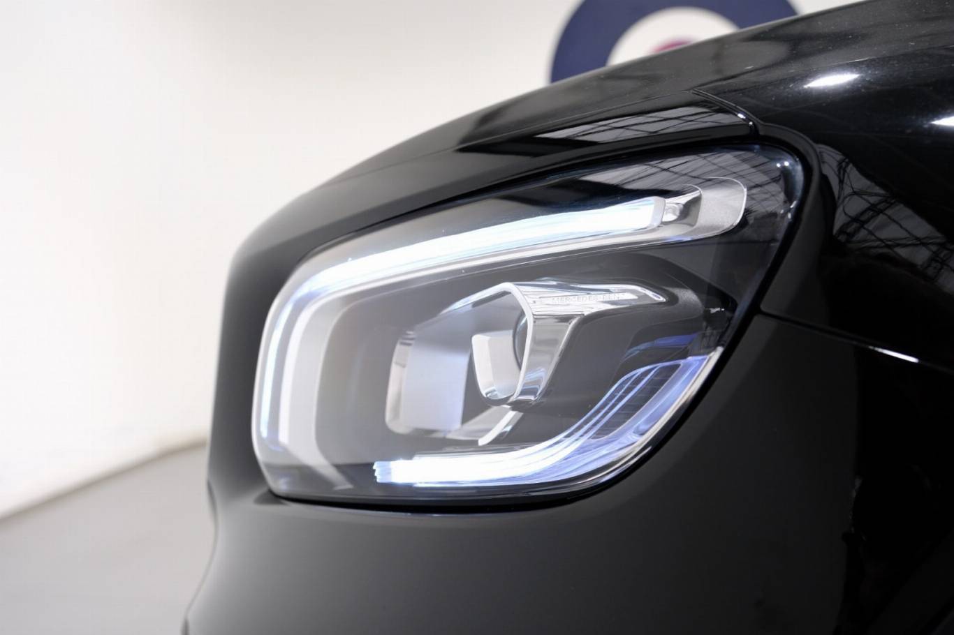 MERCEDES-BENZ GLB 200 15