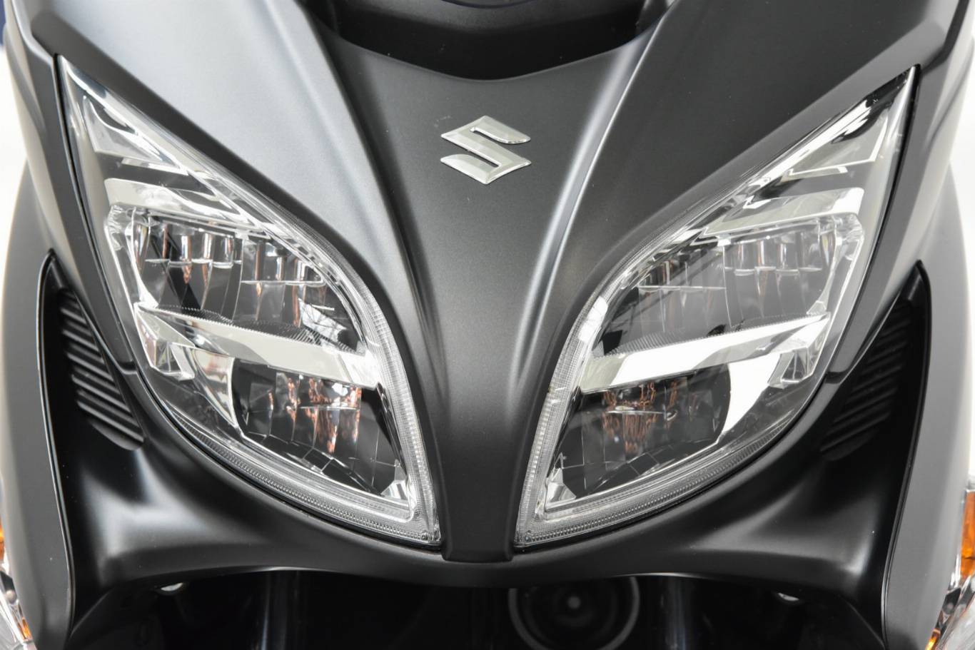 SUZUKI Burgman AN 400 60