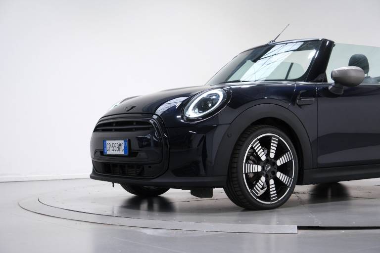 MINI Cabrio 11