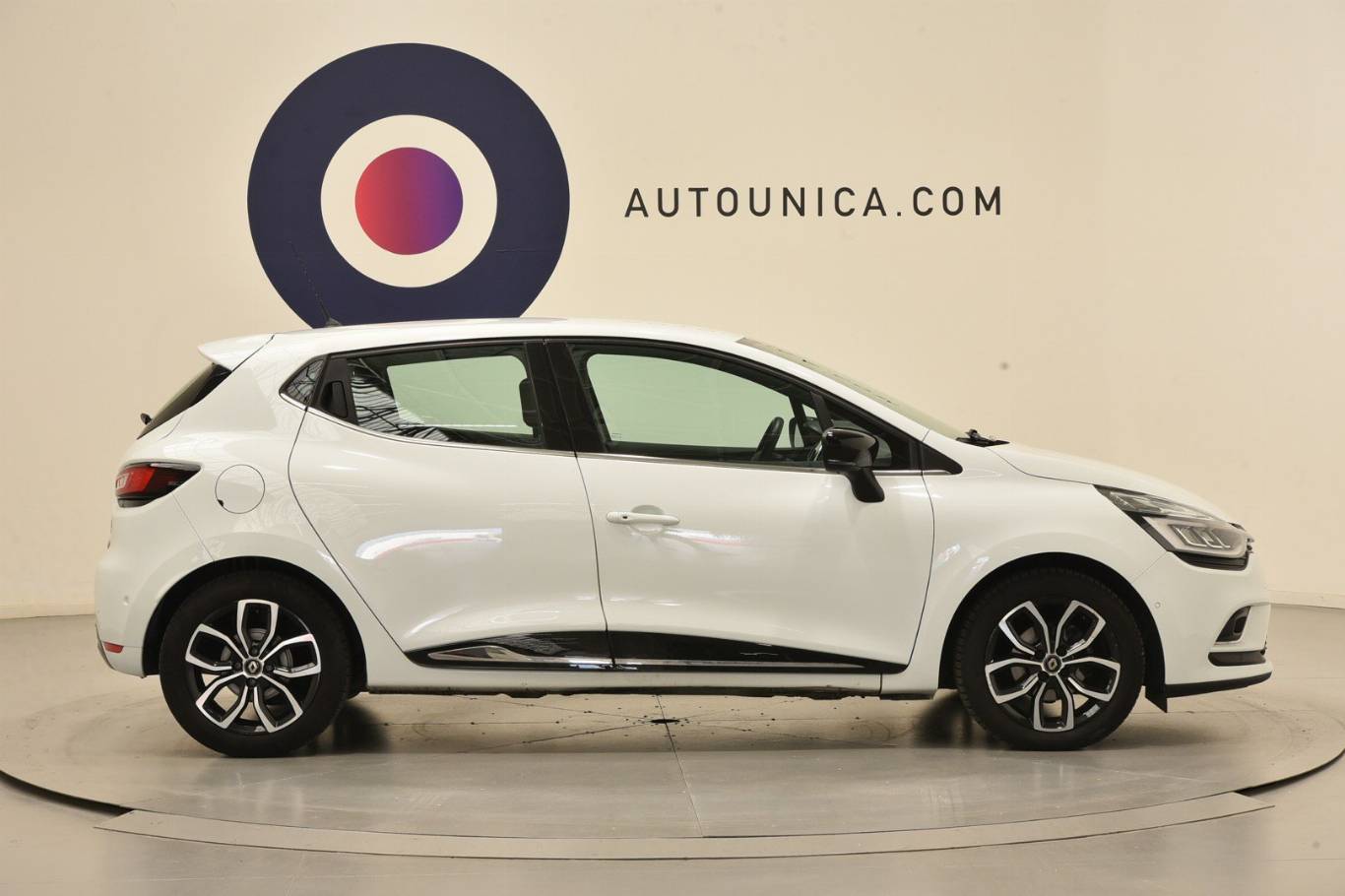 RENAULT Clio 31