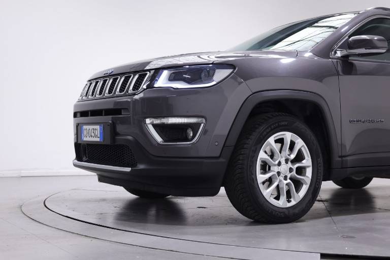 JEEP Compass 11