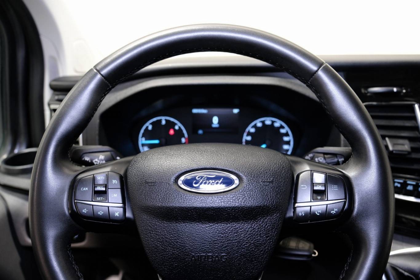 FORD Tourneo Custom 7