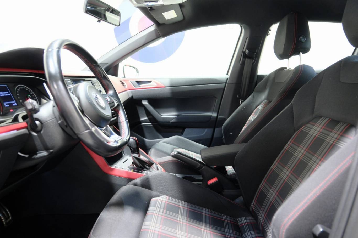 VOLKSWAGEN Polo GTI 19