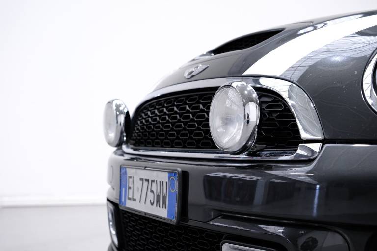 MINI Cooper S 44