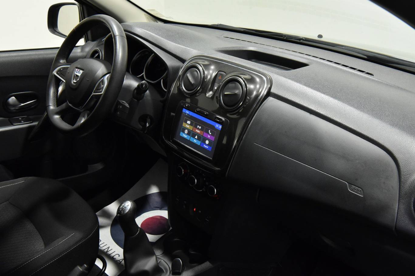 DACIA Sandero 16