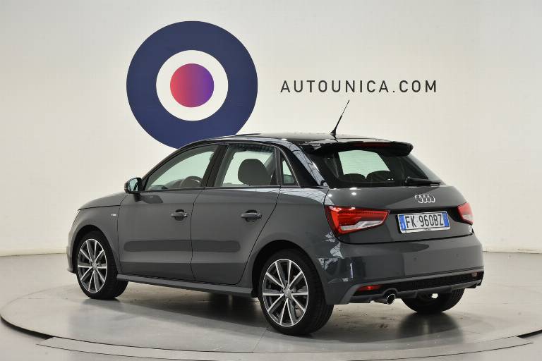 AUDI A1 2