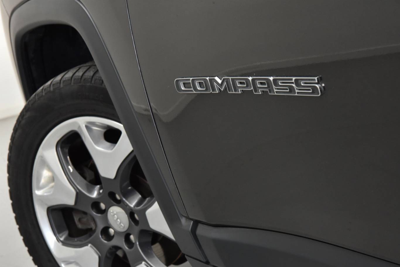 JEEP Compass 66