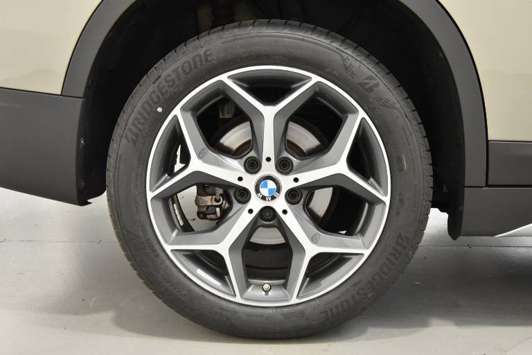 BMW X1 33