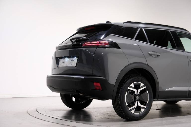 PEUGEOT 2008 51