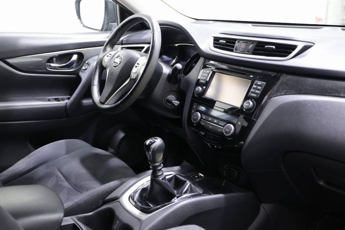 NISSAN X-Trail 44