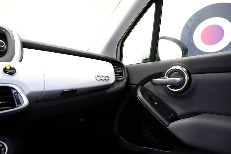 FIAT 500X 33