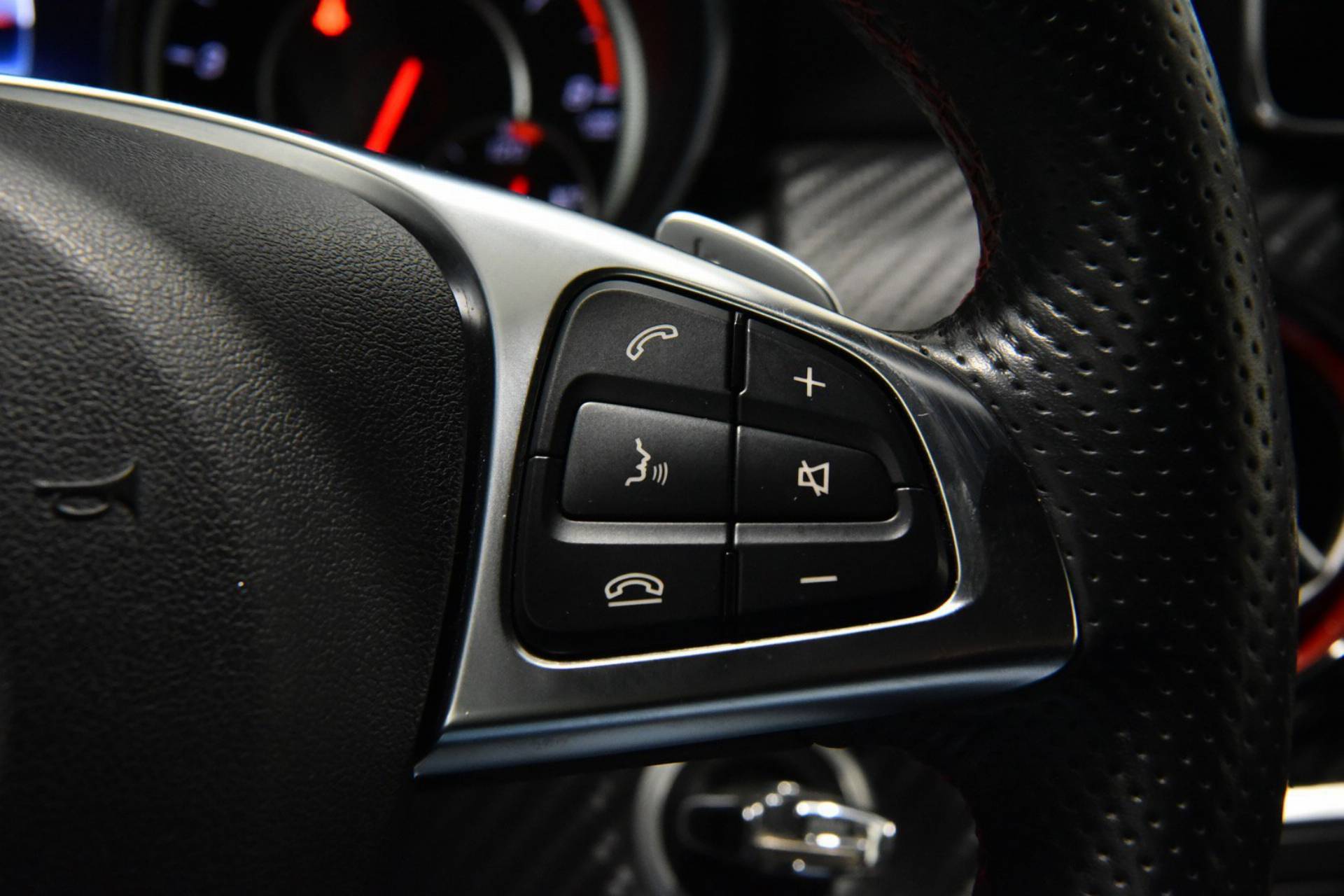 MERCEDES-BENZ A 45 AMG