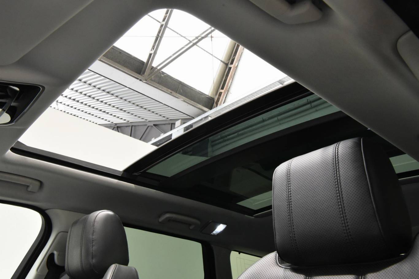 LAND ROVER Range Rover Sport 63