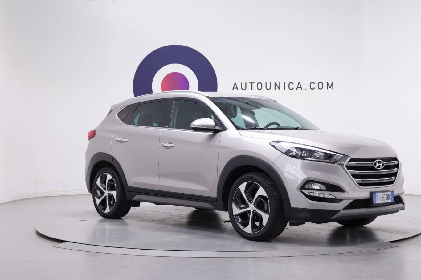 HYUNDAI Tucson 3