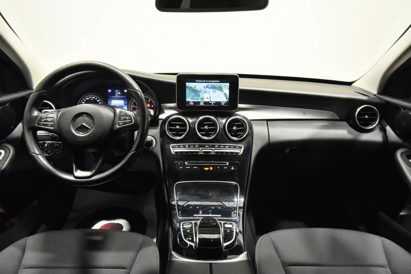 MERCEDES-BENZ C 180 16