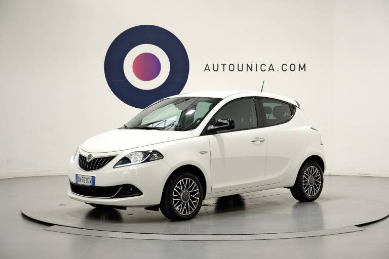 LANCIA Ypsilon 1