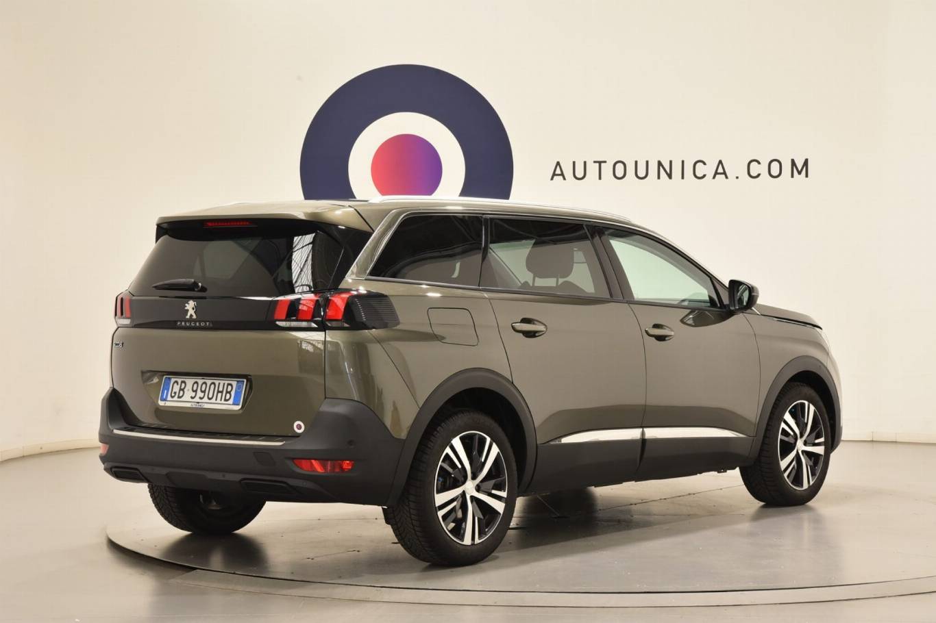 PEUGEOT 5008 10