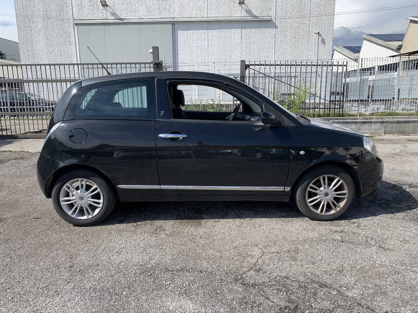 LANCIA Ypsilon 2