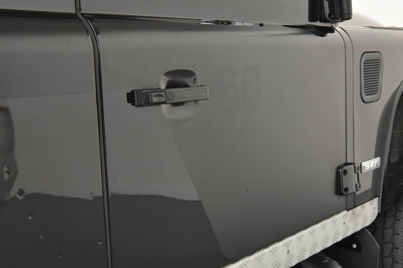 LAND ROVER Defender 85