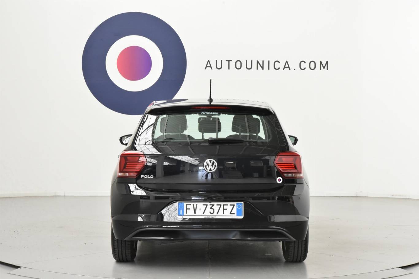 VOLKSWAGEN Polo 41