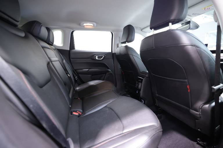 JEEP Compass 56