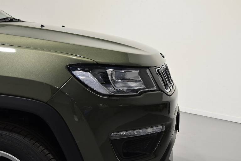 JEEP Compass 36