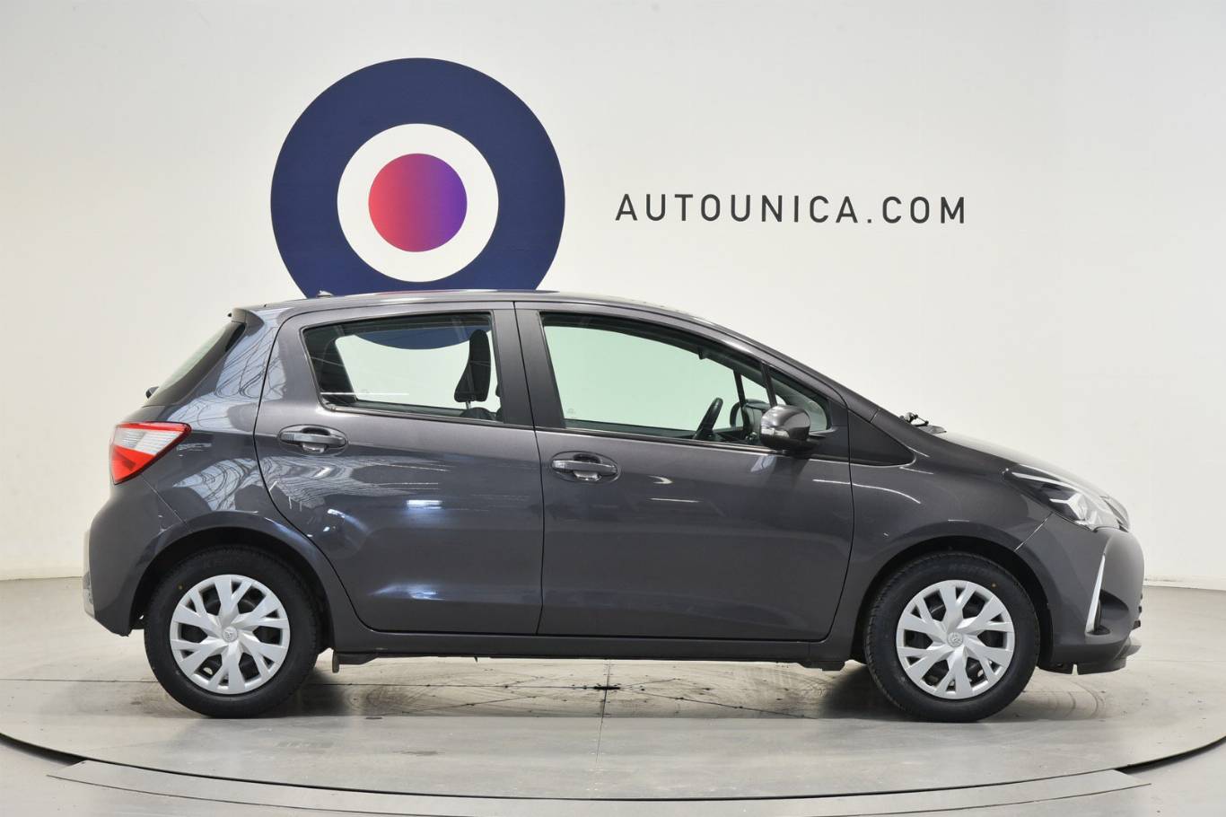 TOYOTA Yaris 31