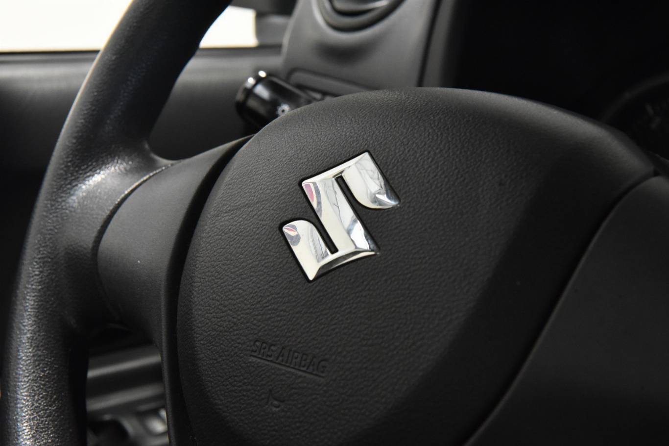 SUZUKI Jimny 8