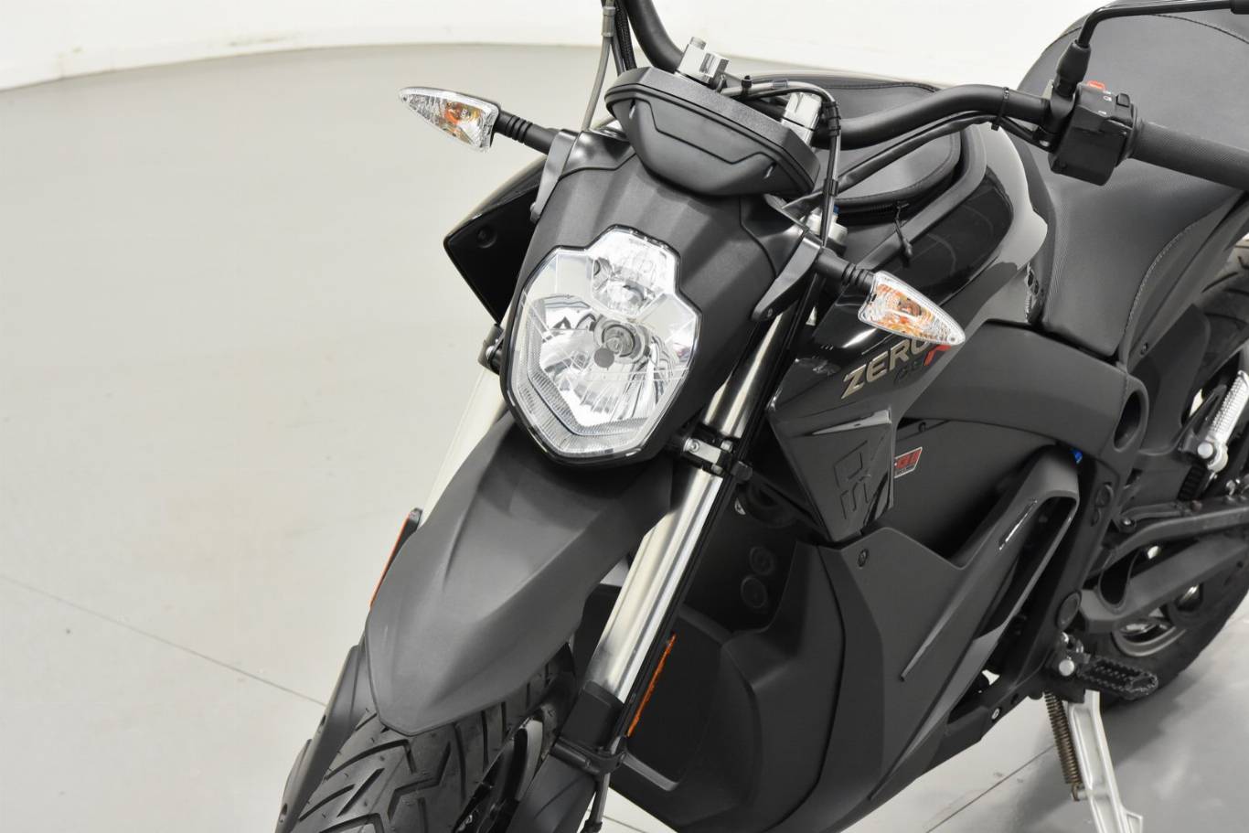 ZERO MOTORCYCLES ZERO DSR 42