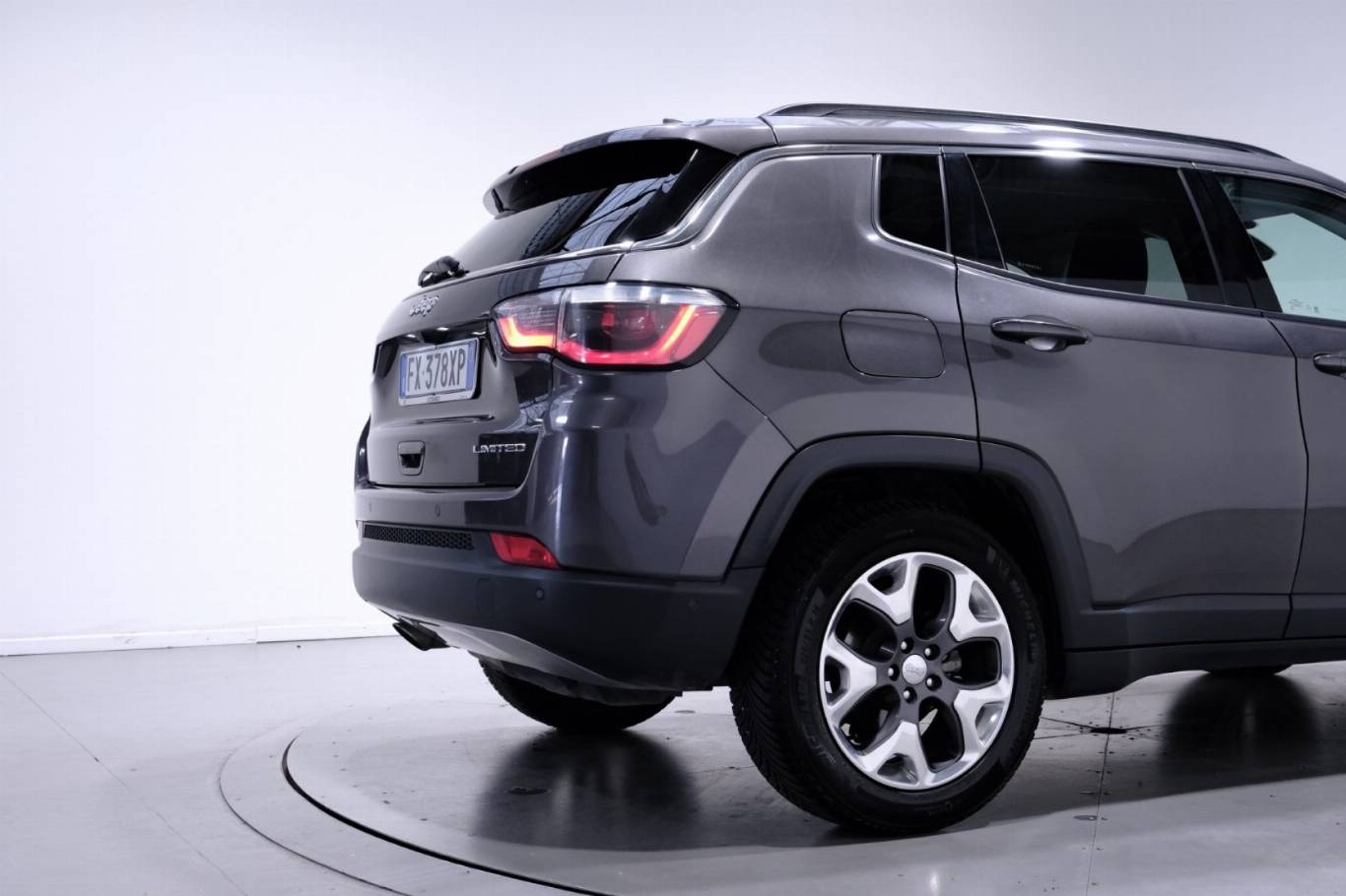 JEEP Compass 55