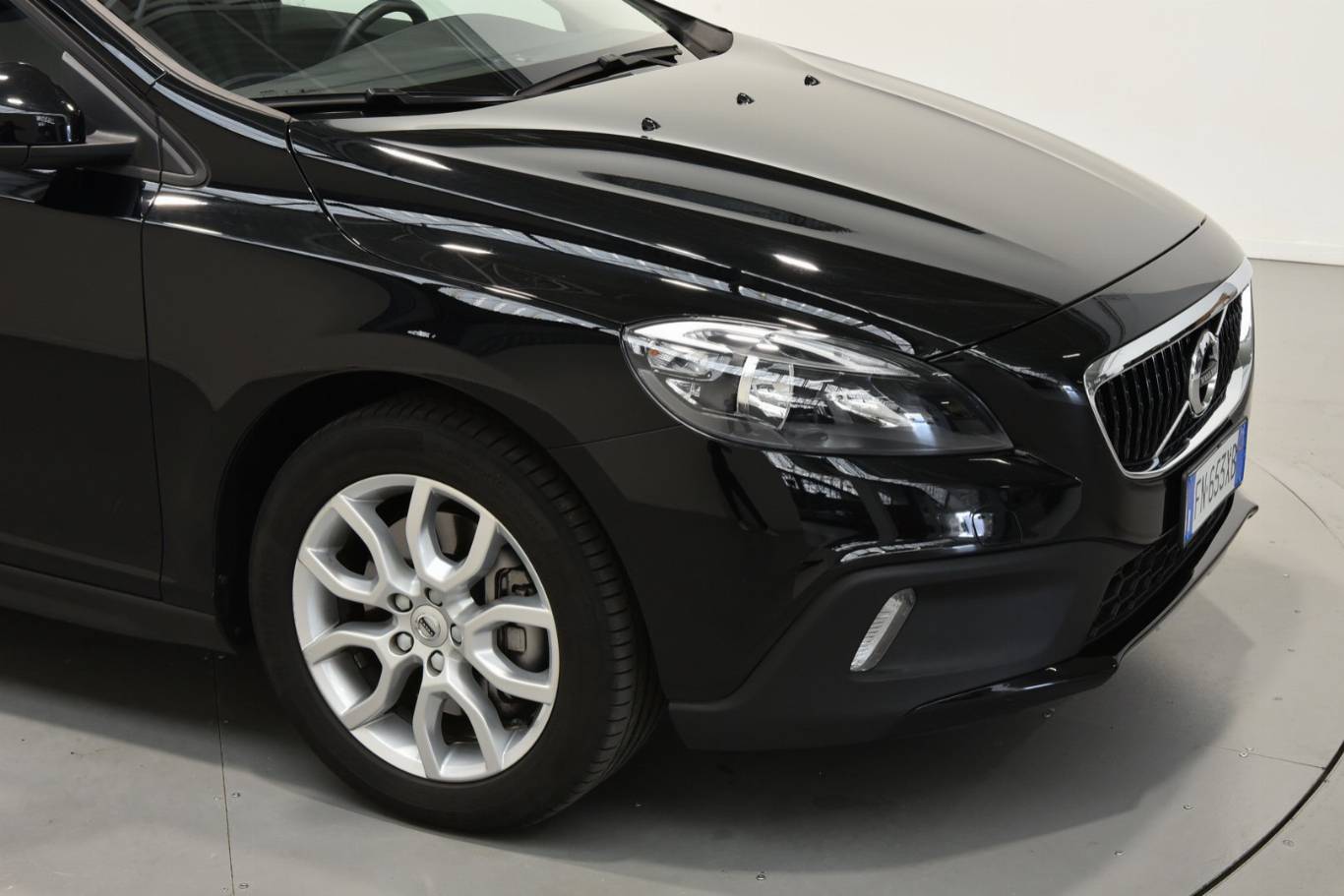 VOLVO V40 Cross Country 54