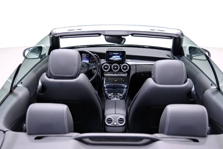 MERCEDES-BENZ C 220 64