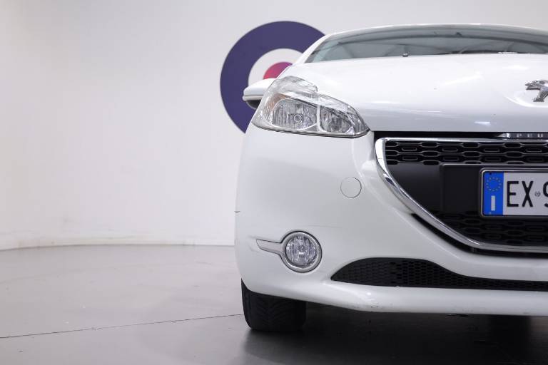 PEUGEOT 208 35